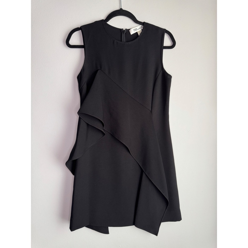 Diane von Furstenberg Black Ruffle Sleeveless Shift Dress Size 2 Cocktail